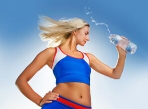 Boire de l'eau pour perdre du poids